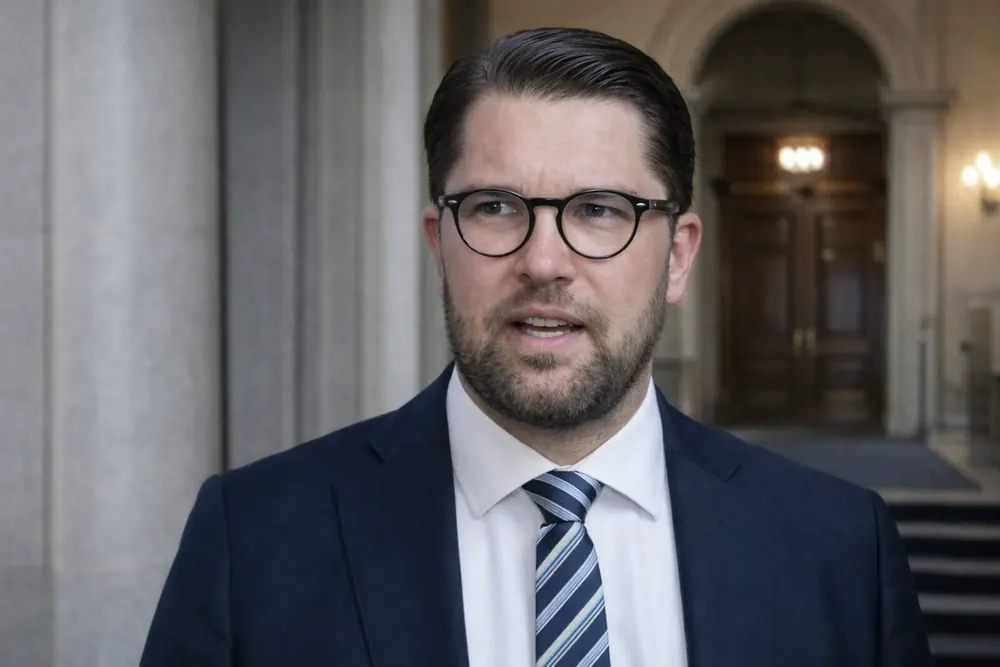 Hård ton i sista debatten