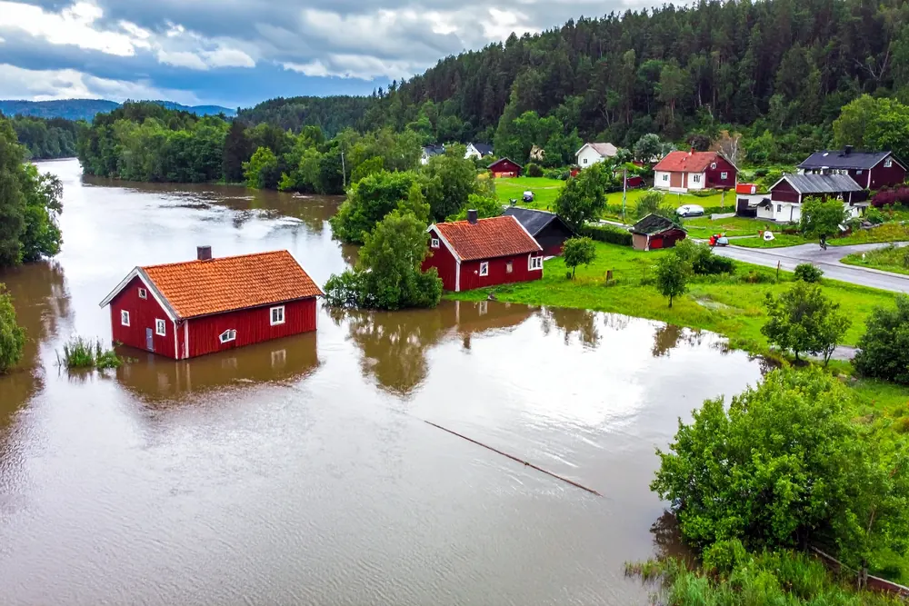Förstagångsväljare minns skyfallet som dränkte Gävle
