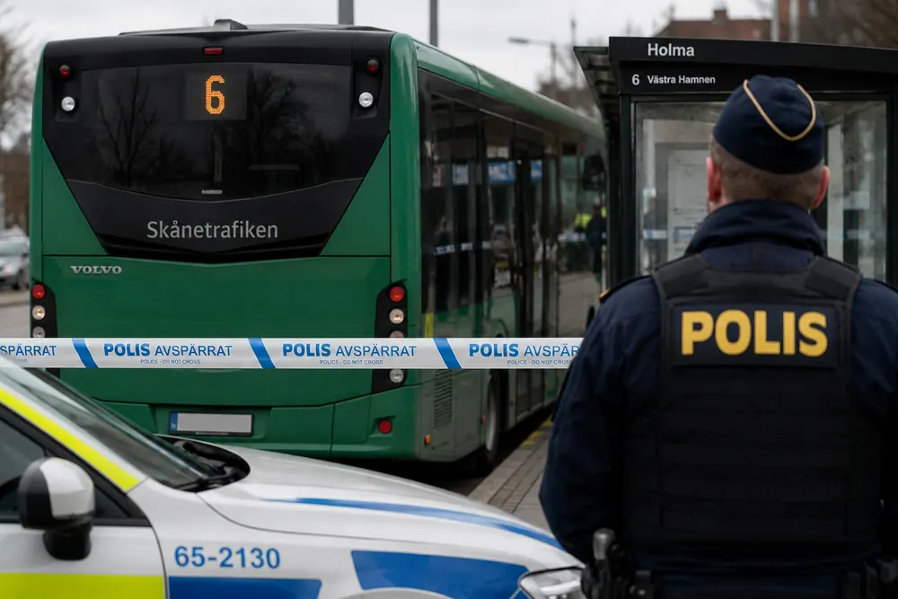 18-åring häktad efter våldsdåd på Malmöbuss