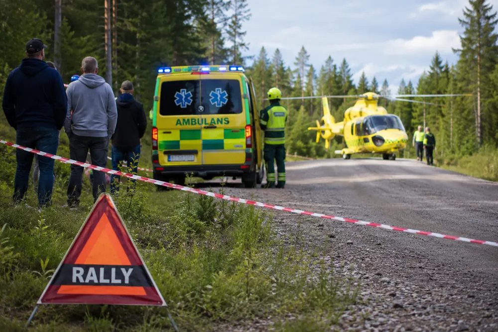 Åskådare skadad efter olycka under Rally Killingen