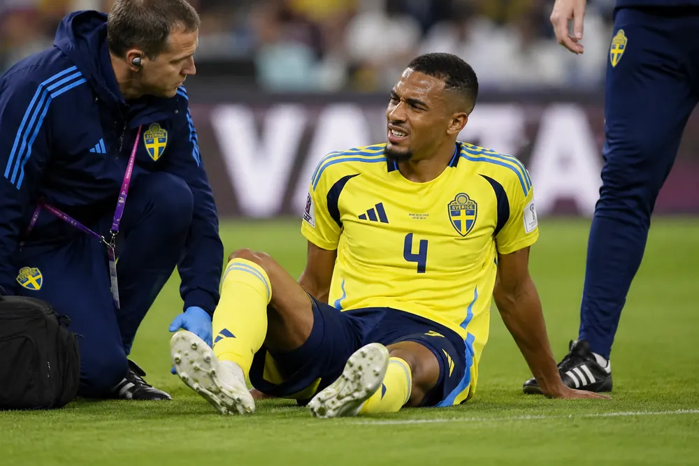 Isak Hien tvingas lämna VM