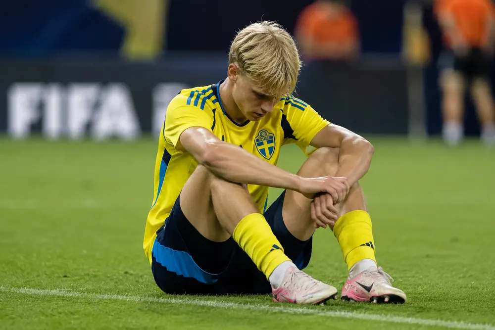 Lucas Bergvall uppmanas ta nästa steg