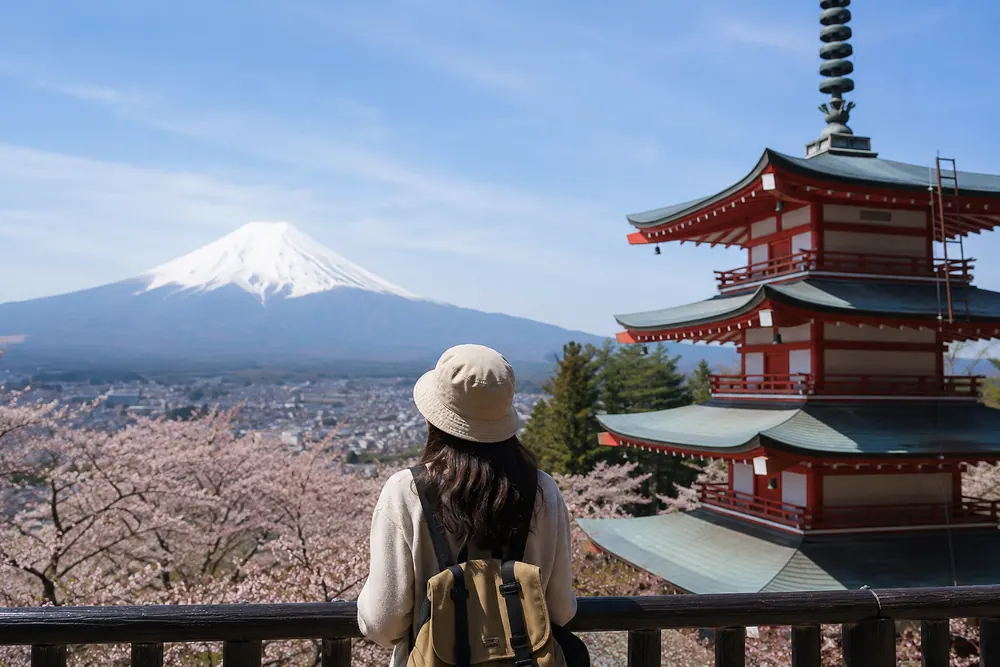 Japan höjer visumavgifter efter nästan 50 år