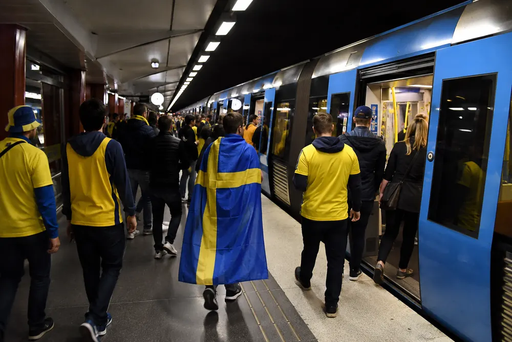 SL förstärker trafiken efter Sveriges VM-match