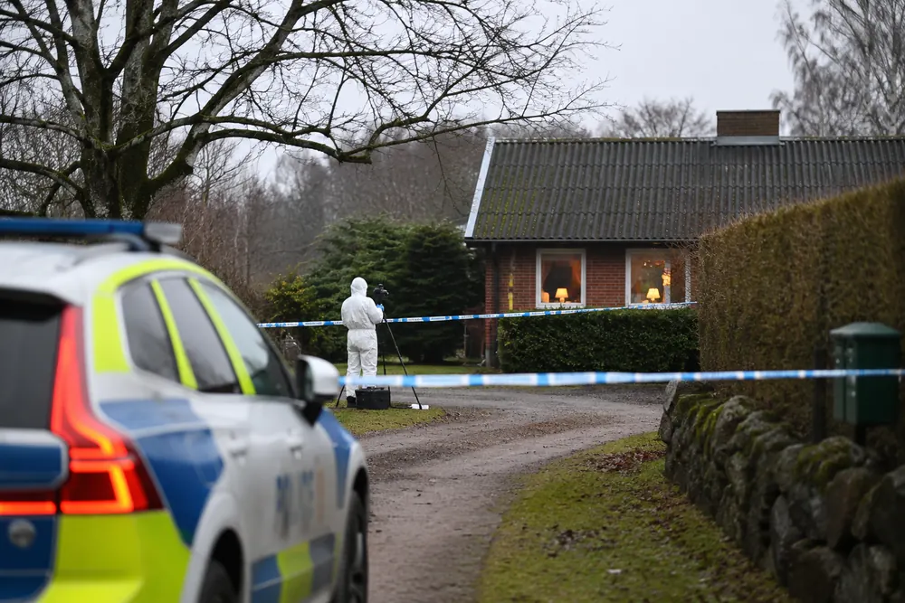 Två döda hittade – mordutredning inledd