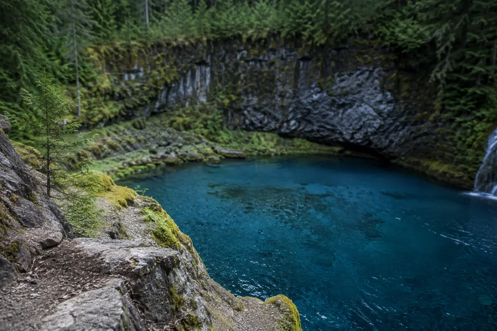 Student drunknade vid Blue Pool – polisen varnar besökare