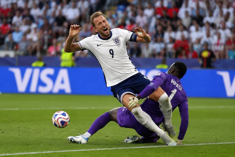 Straffsituationen skapade starka reaktioner i England