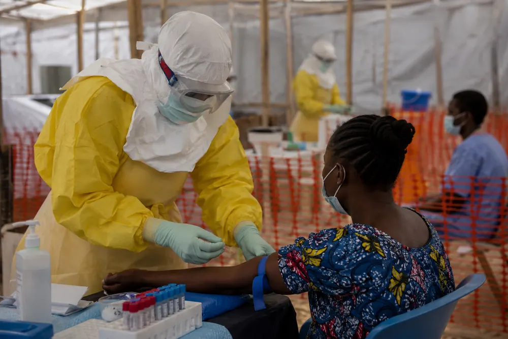 Ebolautbrott krävt över 400 människors liv
