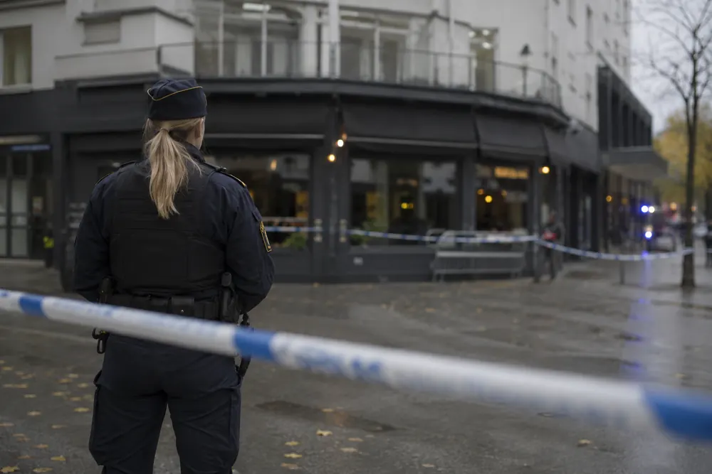Pojkar skyldiga efter granatattack mot lokal