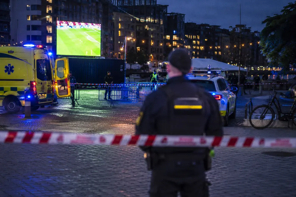 Svensk svårt skadad – misstänkt efterlyses i Köpenhamn