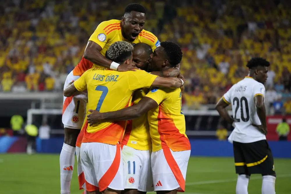 Colombia slog Ghana och gick vidare